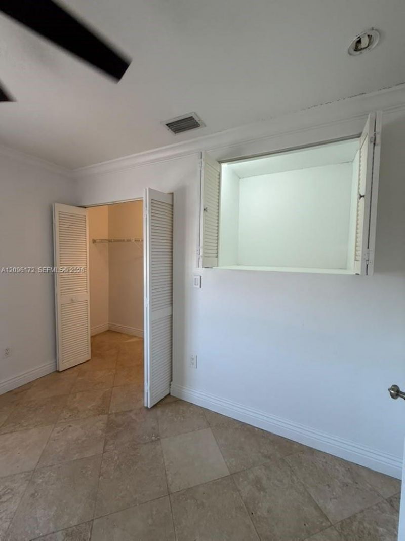 2375 W 74th St , Unit 105-6, Hialeah, FL 33016 Photo