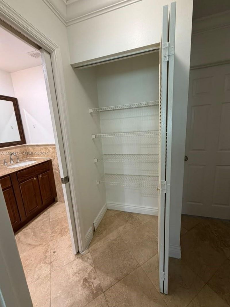 2375 W 74th St , Unit 105-6, Hialeah, FL 33016 Photo
