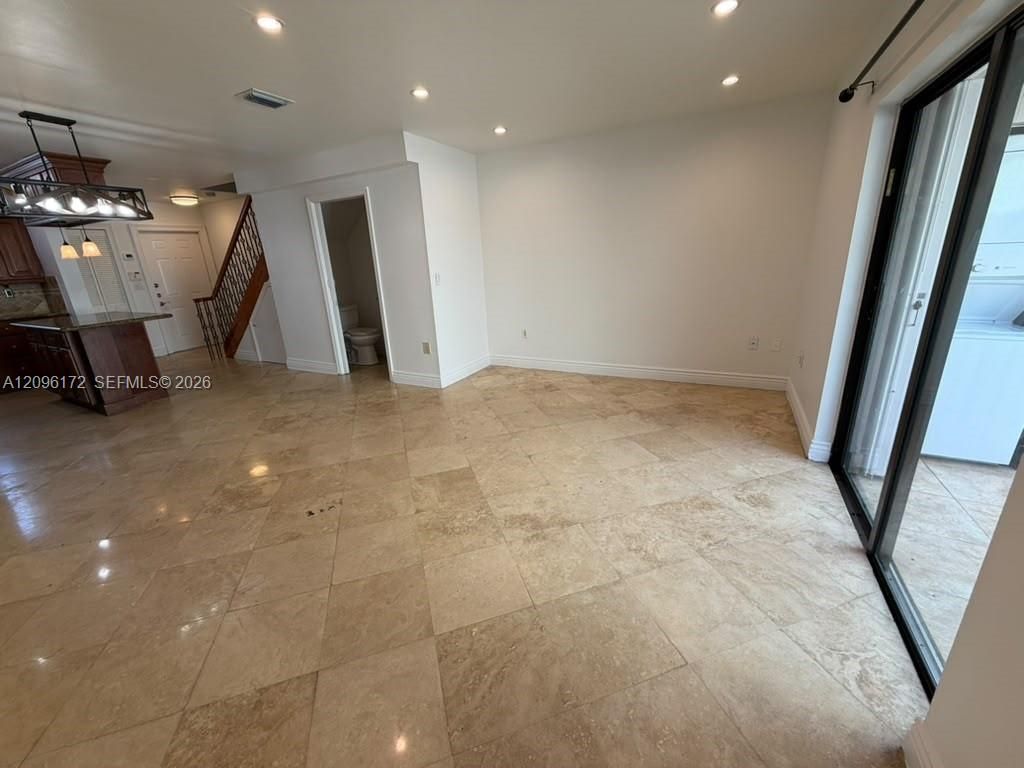 2375 W 74th St , Unit 105-6, Hialeah, FL 33016 Photo