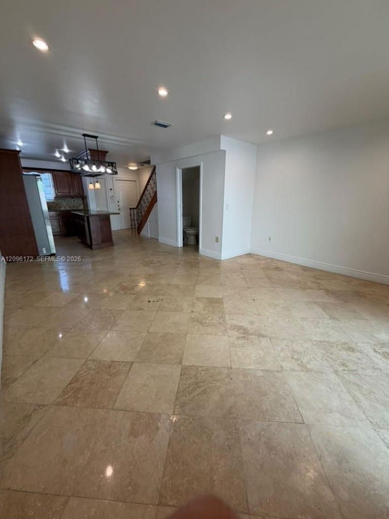 2375 W 74th St , Unit 105-6, Hialeah, FL 33016 Photo