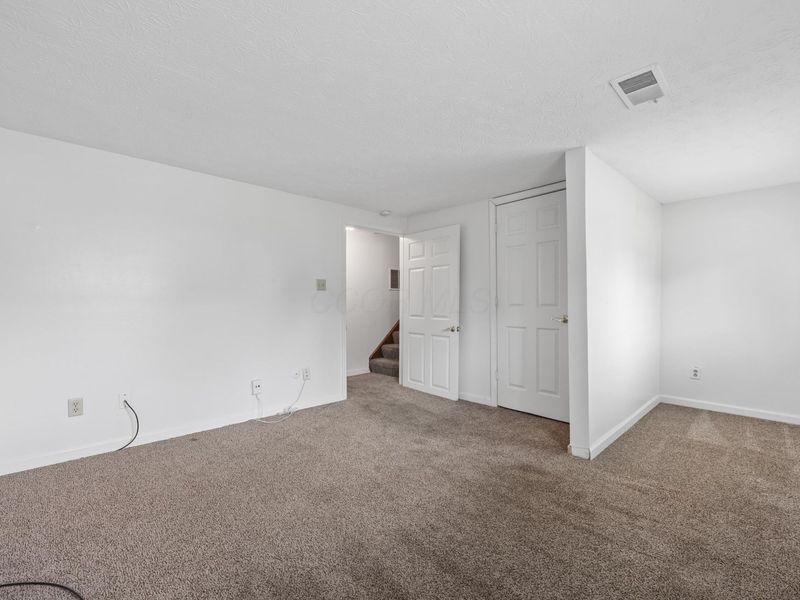 5014 Norcrest Drive , Columbus, OH 43232 Photo 30