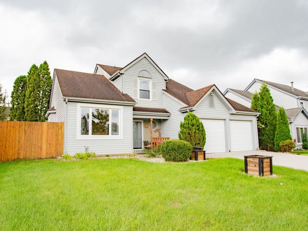 33 Fillmore Lane , Streamwood, IL 60107