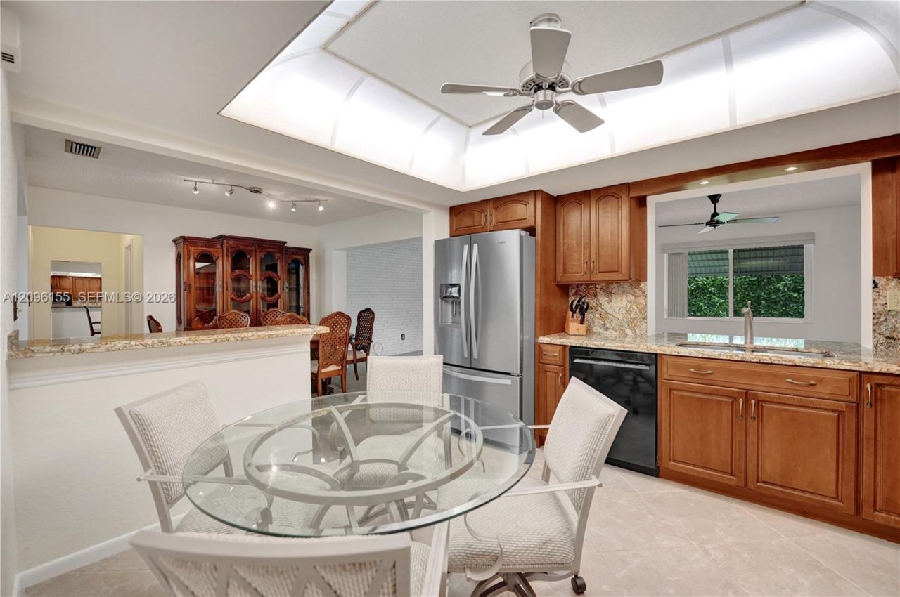 1731 NW 86th Ave, Pembroke Pines, FL 33024 Photo
