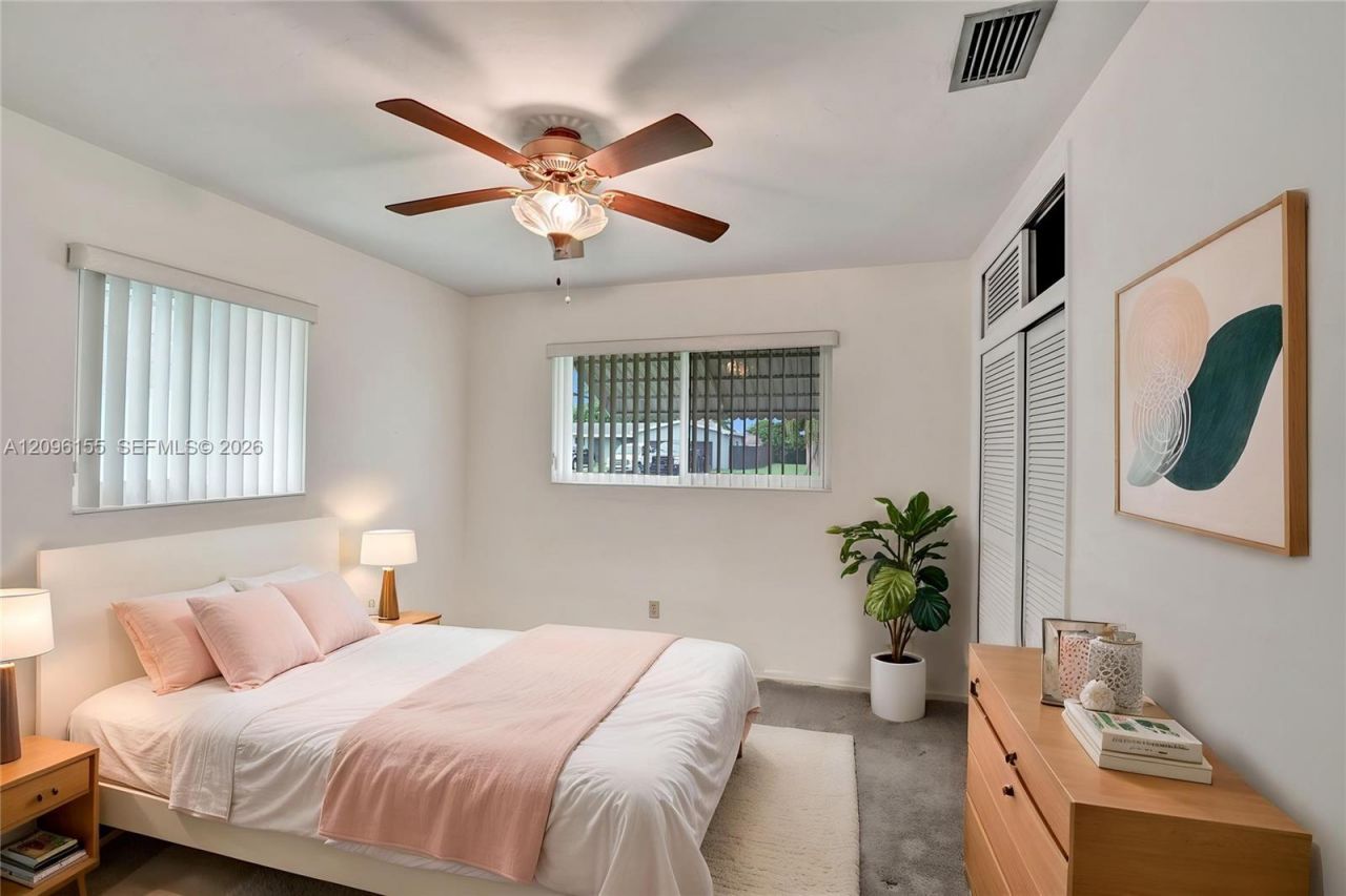 1731 NW 86th Ave, Pembroke Pines, FL 33024 Photo