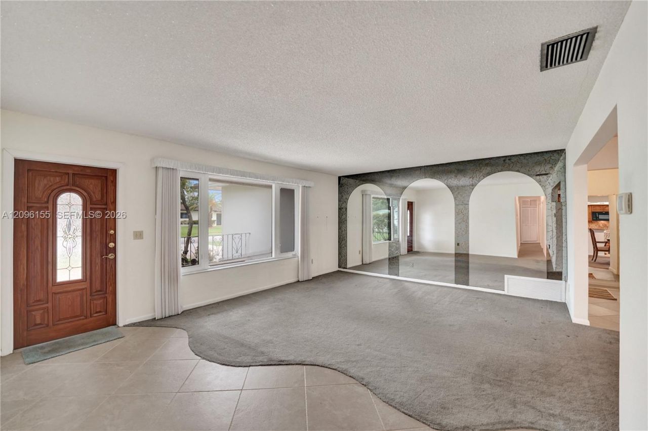 1731 NW 86th Ave, Pembroke Pines, FL 33024 Photo