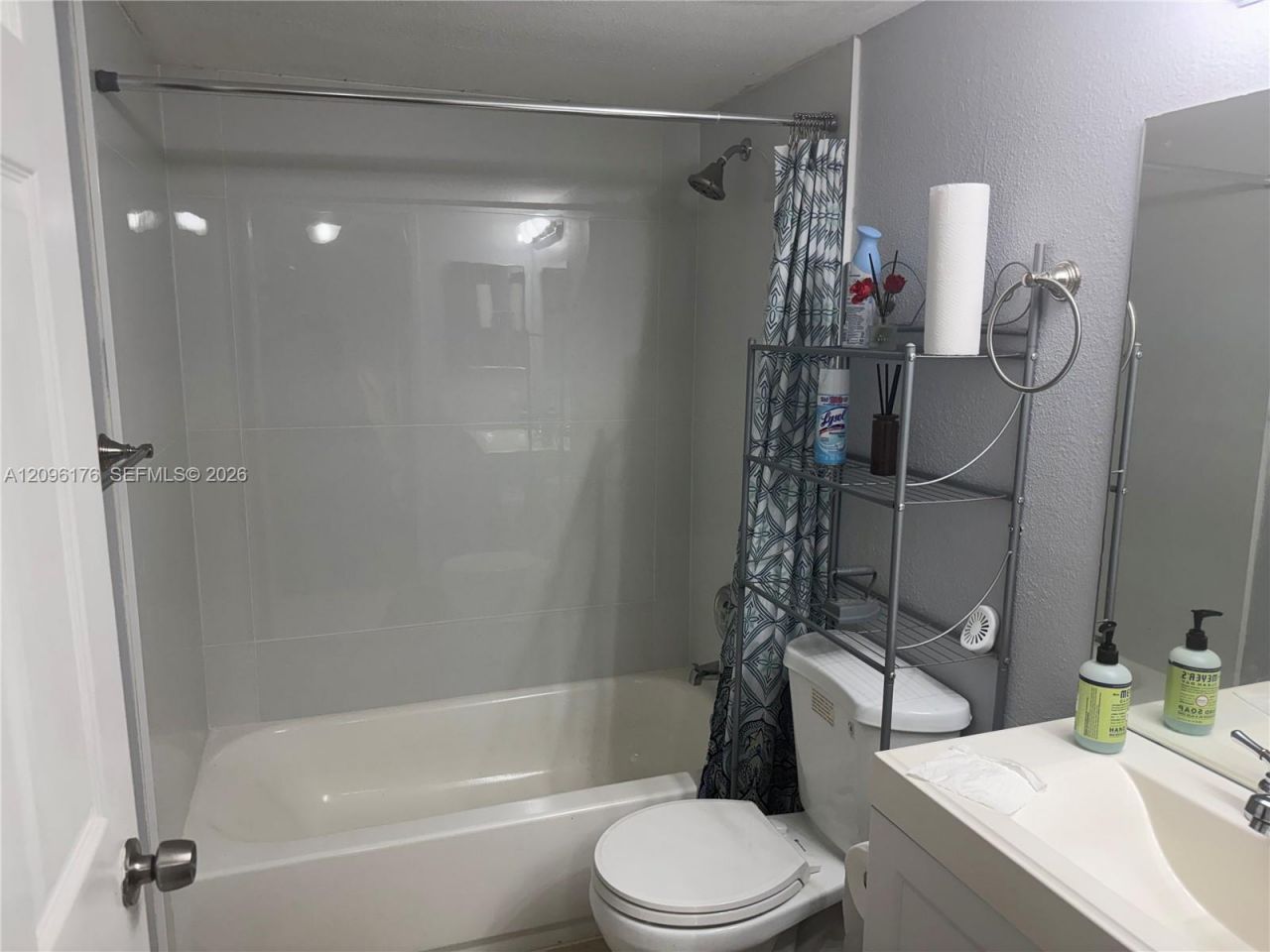 7740 NW 50th St , Unit 405, Lauderhill, FL 33351 Photo
