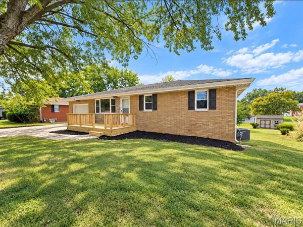 5424 Humbert Road , Alton, IL 62002