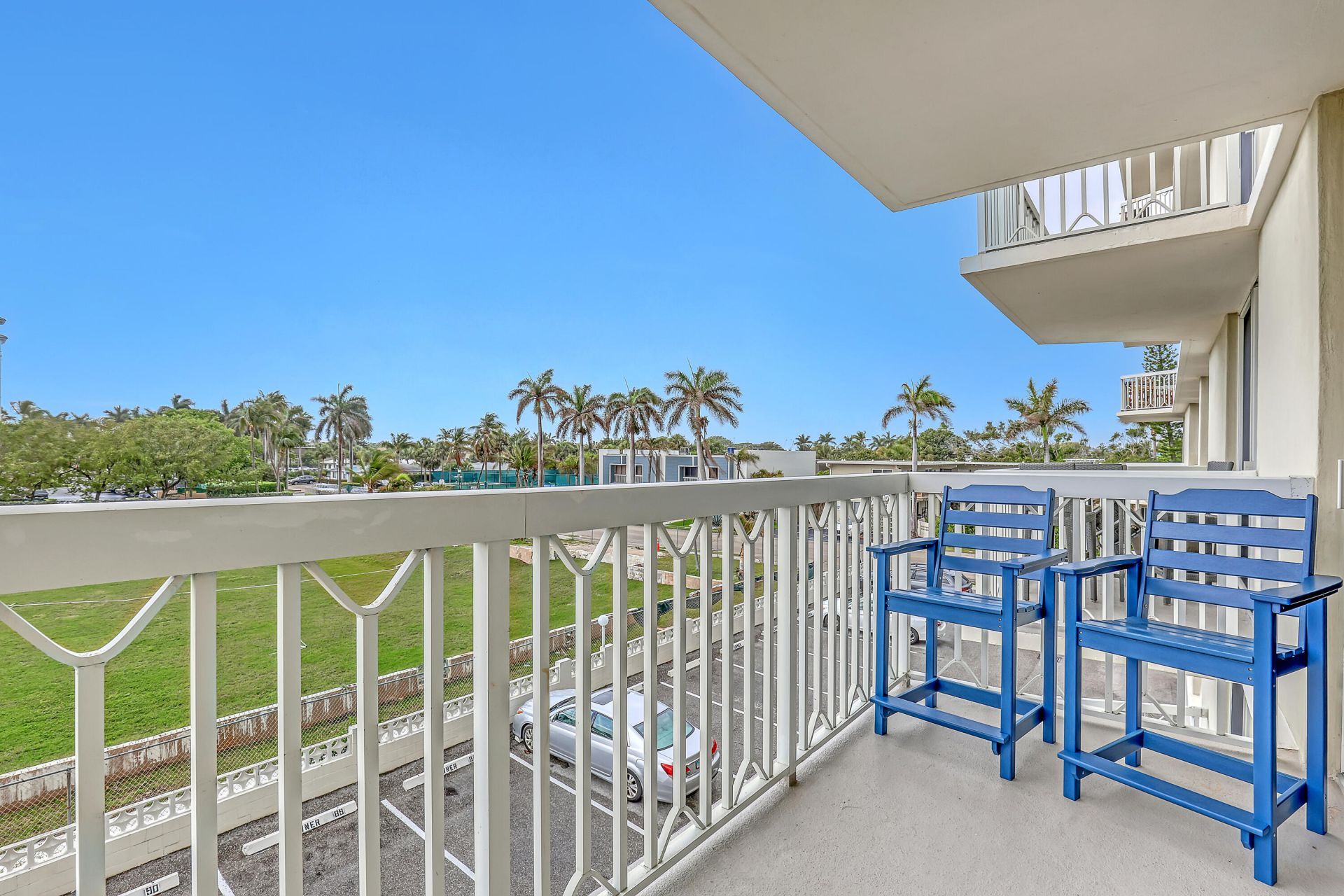 125 S Ocean Avenue, Unit 304, Palm Beach Shores, FL 33404 Photo