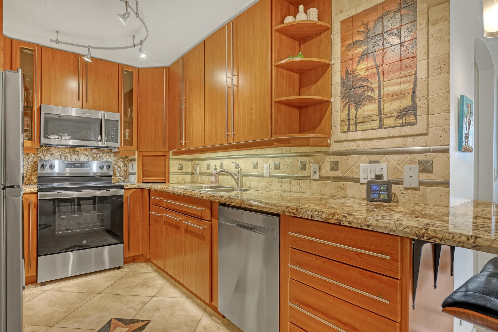 125 S Ocean Avenue, Unit 304, Palm Beach Shores, FL 33404 Photo