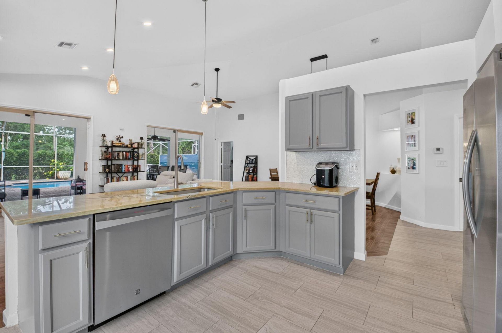 4819 Gateway Gardens Drive, Boynton Beach, FL 33436 Photo