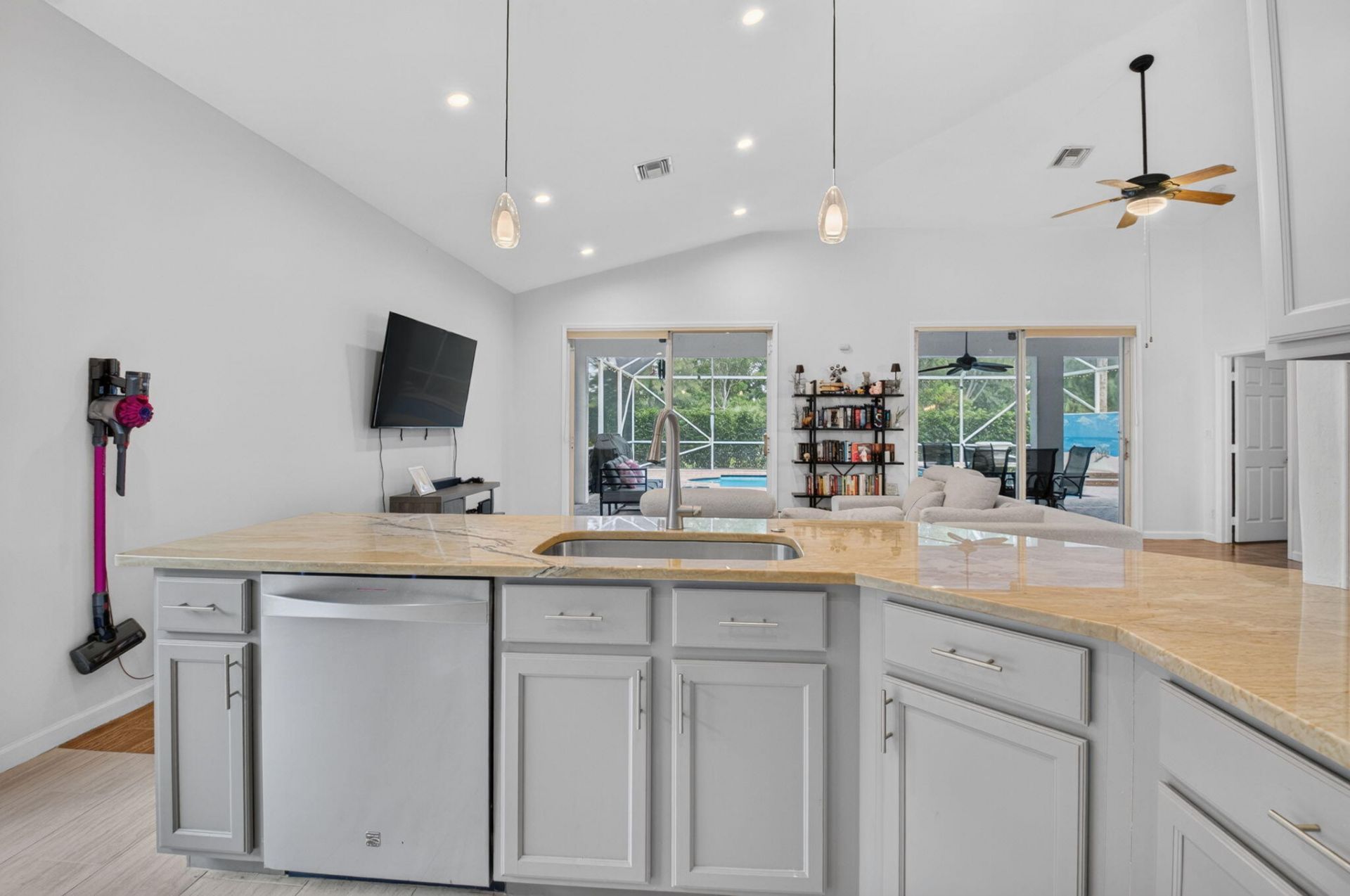 4819 Gateway Gardens Drive, Boynton Beach, FL 33436 Photo