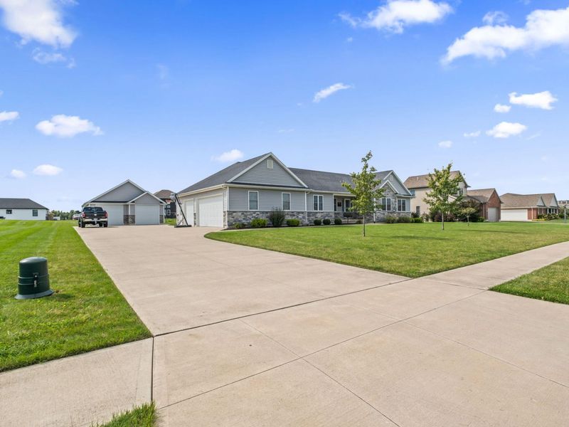 111 Timber Trail, Anna, OH 45302 Photo 2
