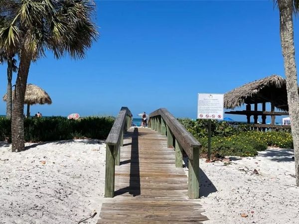 1300 Gulf Shore BLVD N, Unit 304, NAPLES, FL 34102
