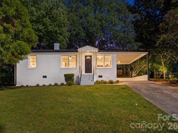2700 Douglas Drive, Gastonia, NC 28054