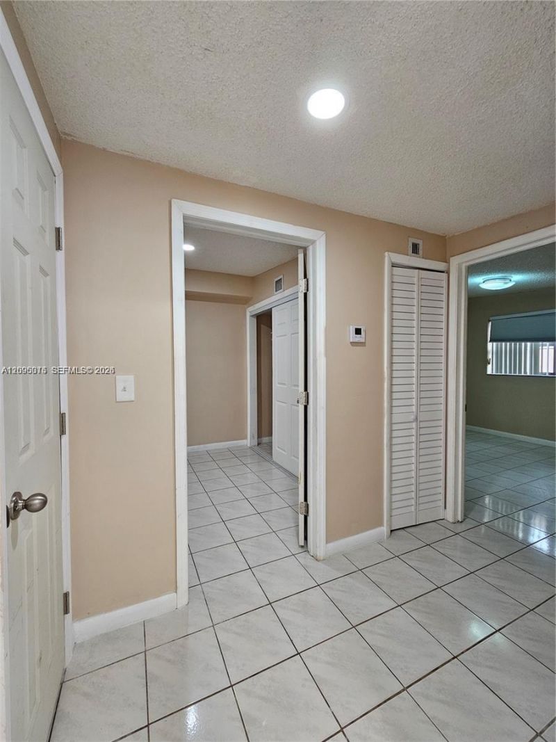 4596 E 8th Ct , Hialeah, FL 33013 Photo