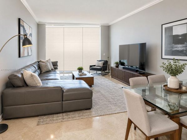31 SE 5th St , Unit 4118, Miami, FL 33131