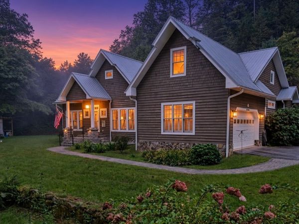 397 Standing Rock Drive, Tiger, GA 30576