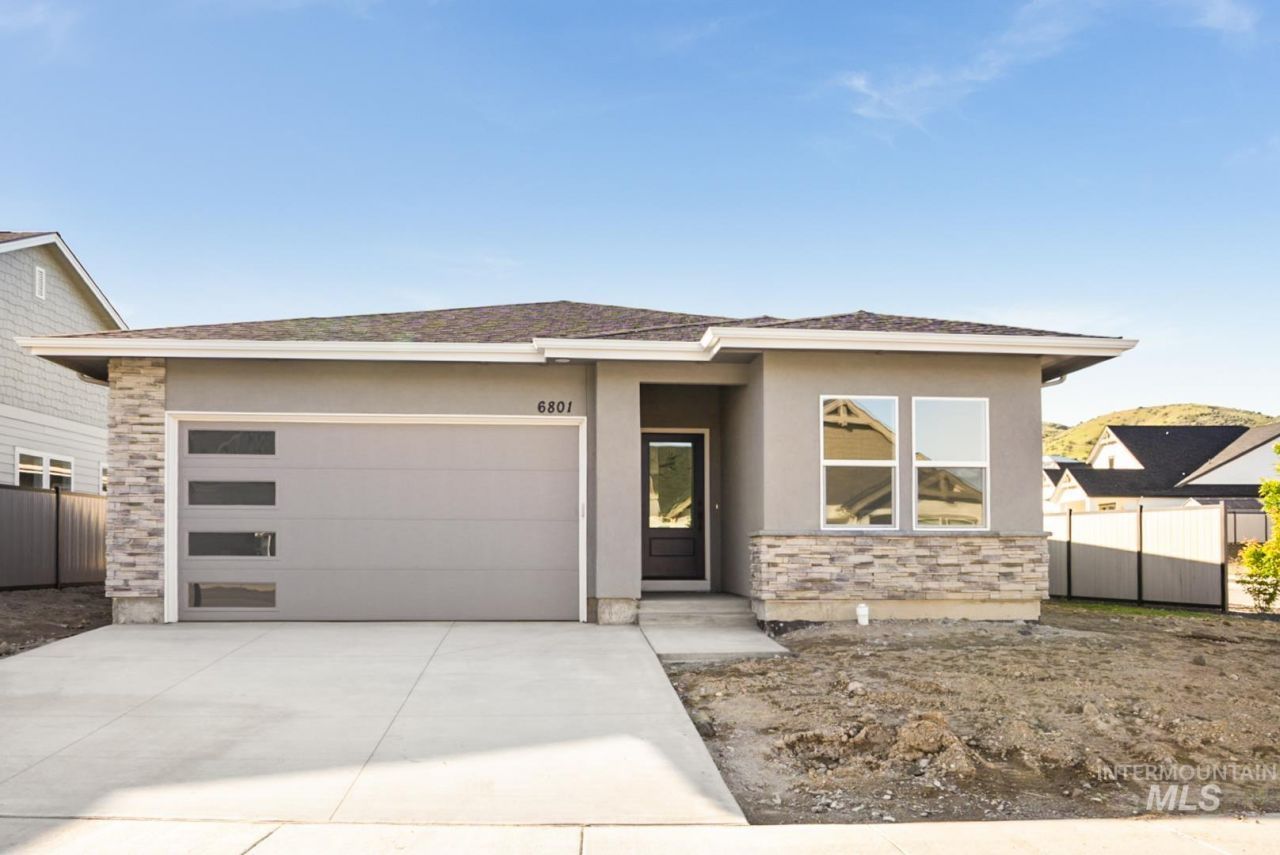 32008 N Swire Green Way, Unit 903, Eagle, ID 83629 Main Photo