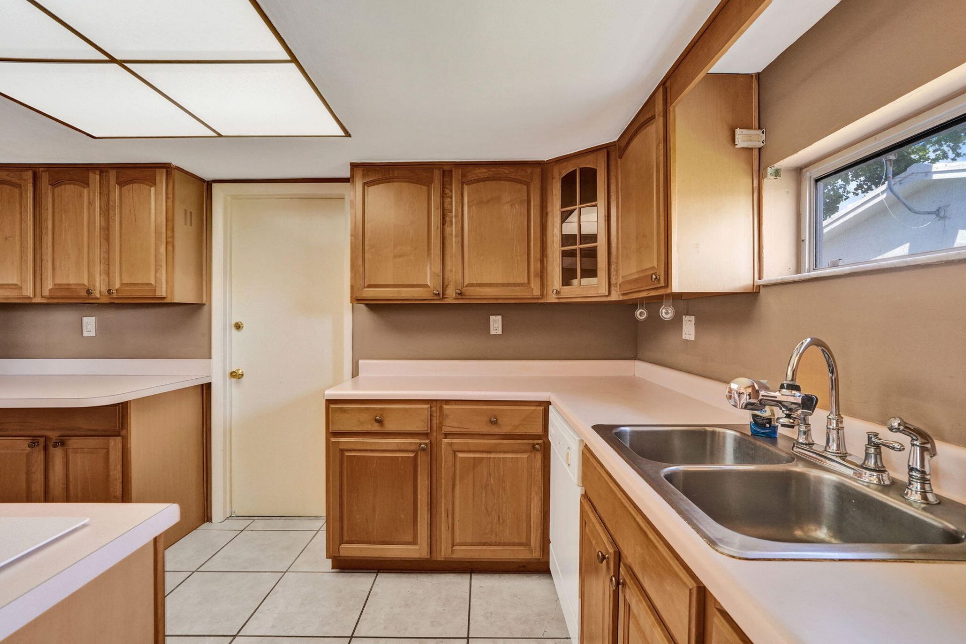 2700 NW 4th Avenue, Pompano Beach, FL 33064 Photo
