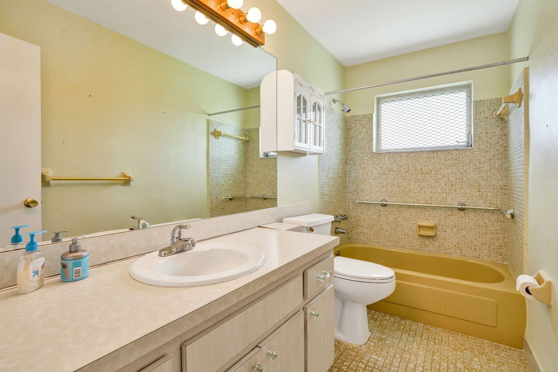 2700 NW 4th Avenue, Pompano Beach, FL 33064 Photo