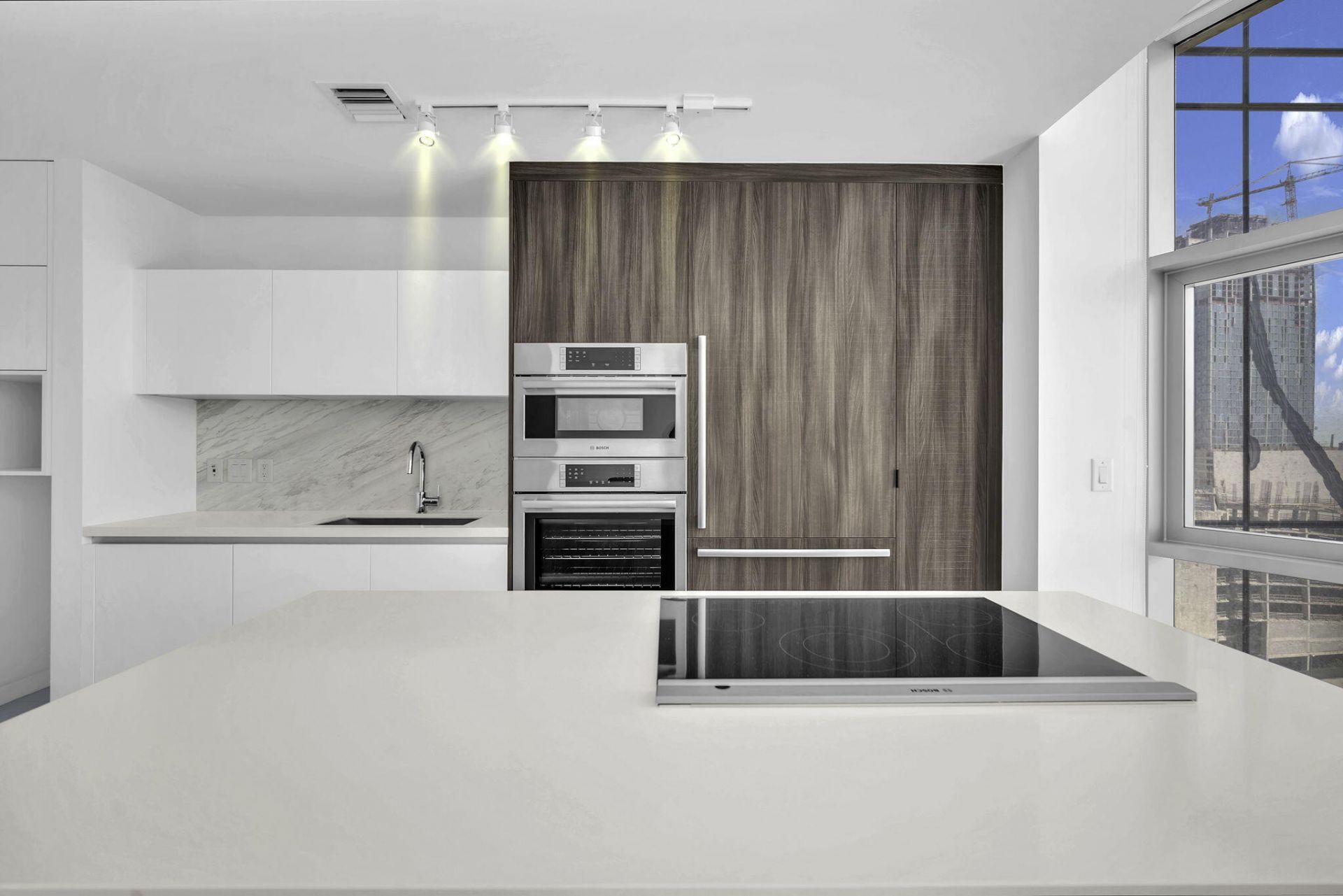 851 NE 1st Avenue, Unit 1002, Miami, FL 33132 Photo