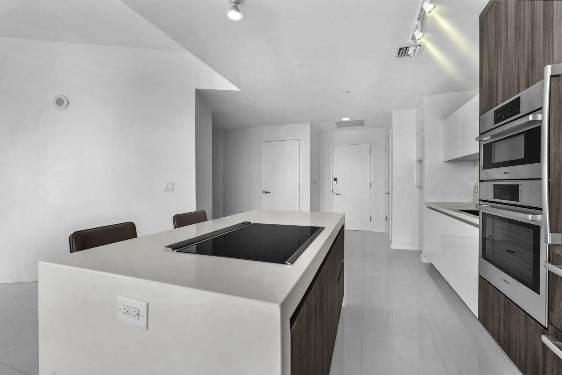 851 NE 1st Avenue, Unit 1002, Miami, FL 33132 Photo