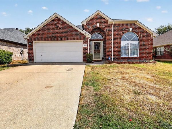 3526 Sedona Drive, Grand Prairie, TX 75052