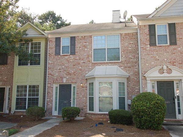 2847 Parkway Close, Lithonia, GA 30058