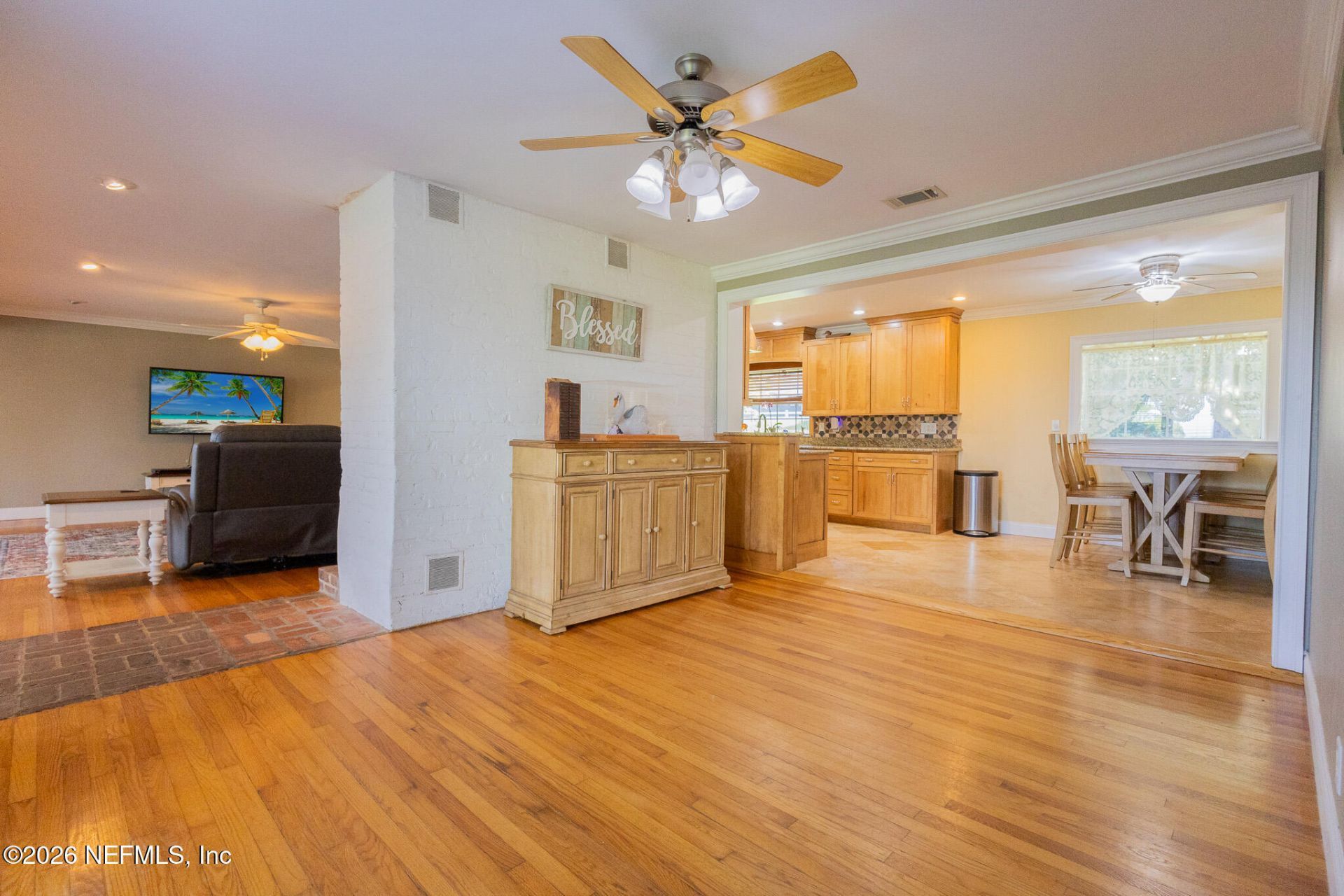 1 Magnolia Avenue, Crescent City, FL 32112 Photo