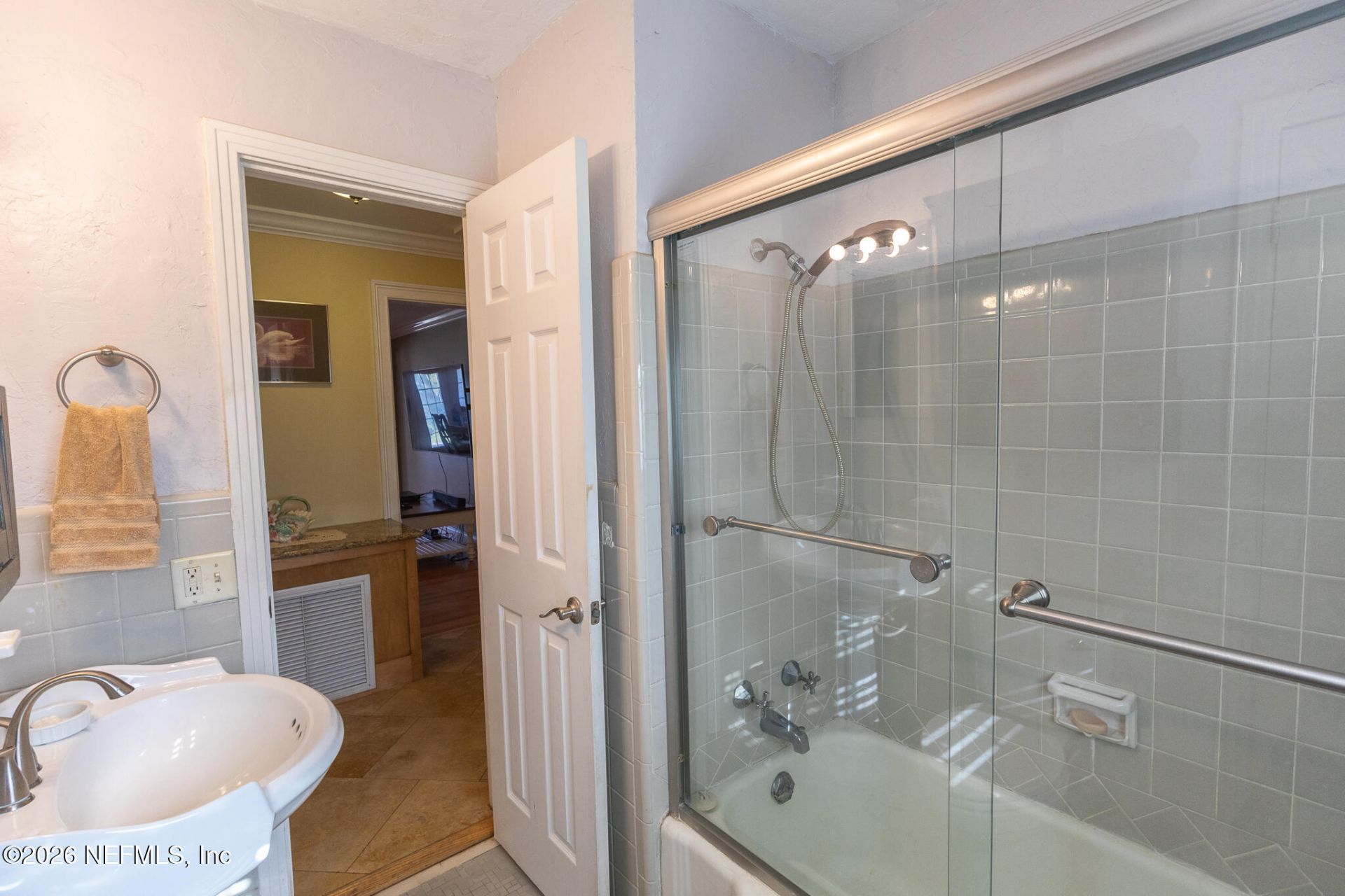 1 Magnolia Avenue, Crescent City, FL 32112 Photo