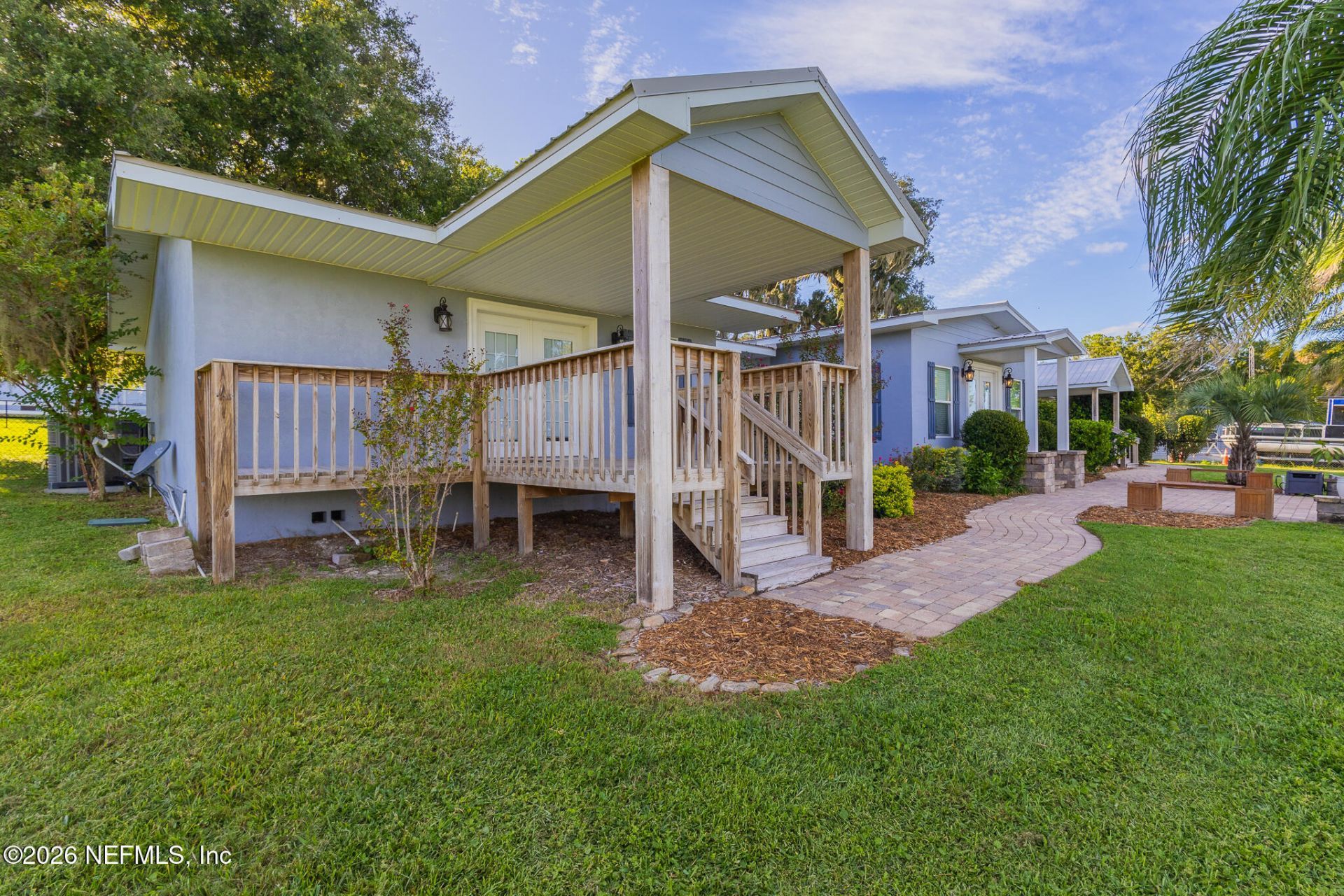 1 Magnolia Avenue, Crescent City, FL 32112 Photo