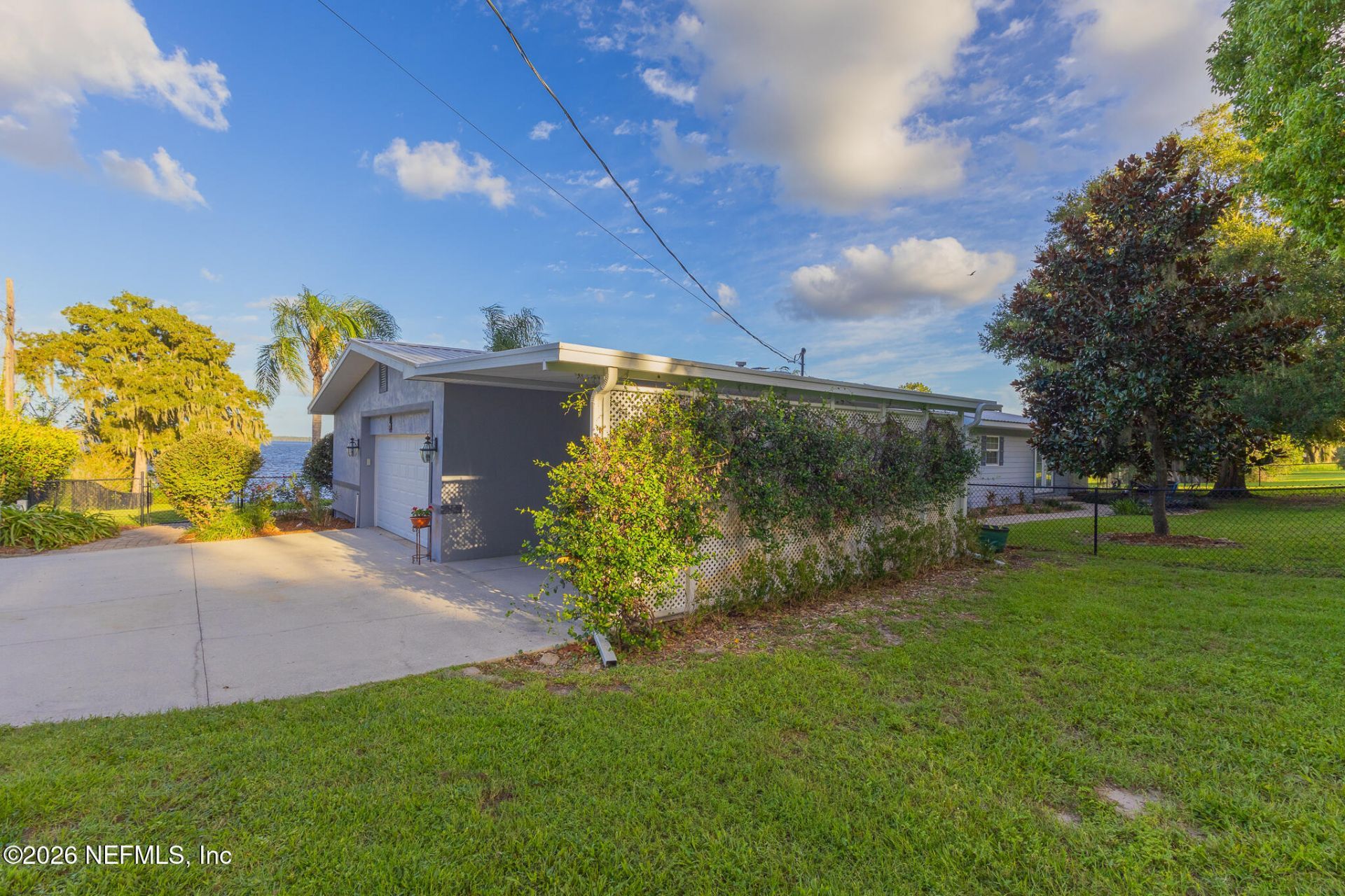1 Magnolia Avenue, Crescent City, FL 32112 Photo