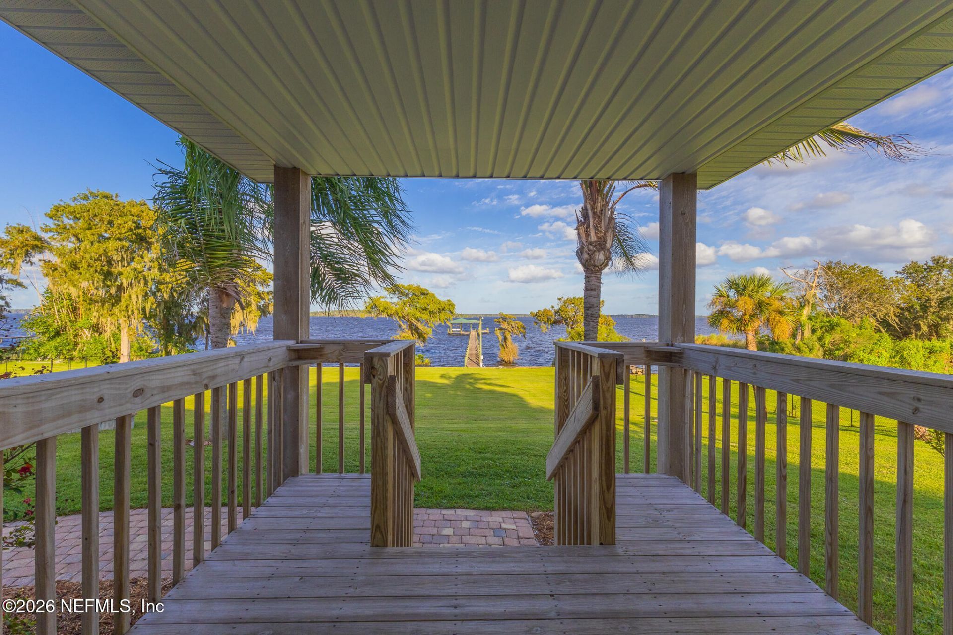 1 Magnolia Avenue, Crescent City, FL 32112 Photo