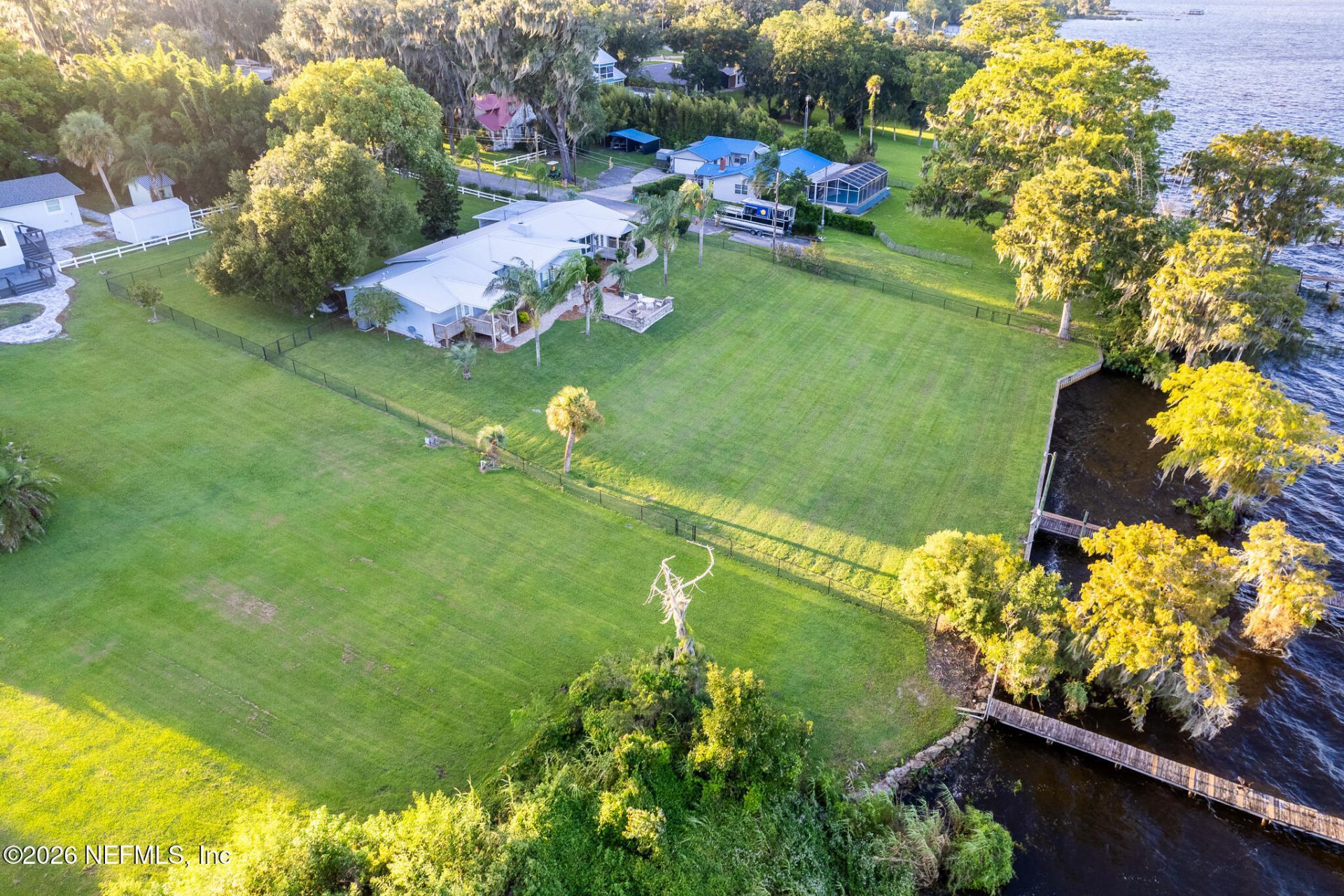 1 Magnolia Avenue, Crescent City, FL 32112 Photo