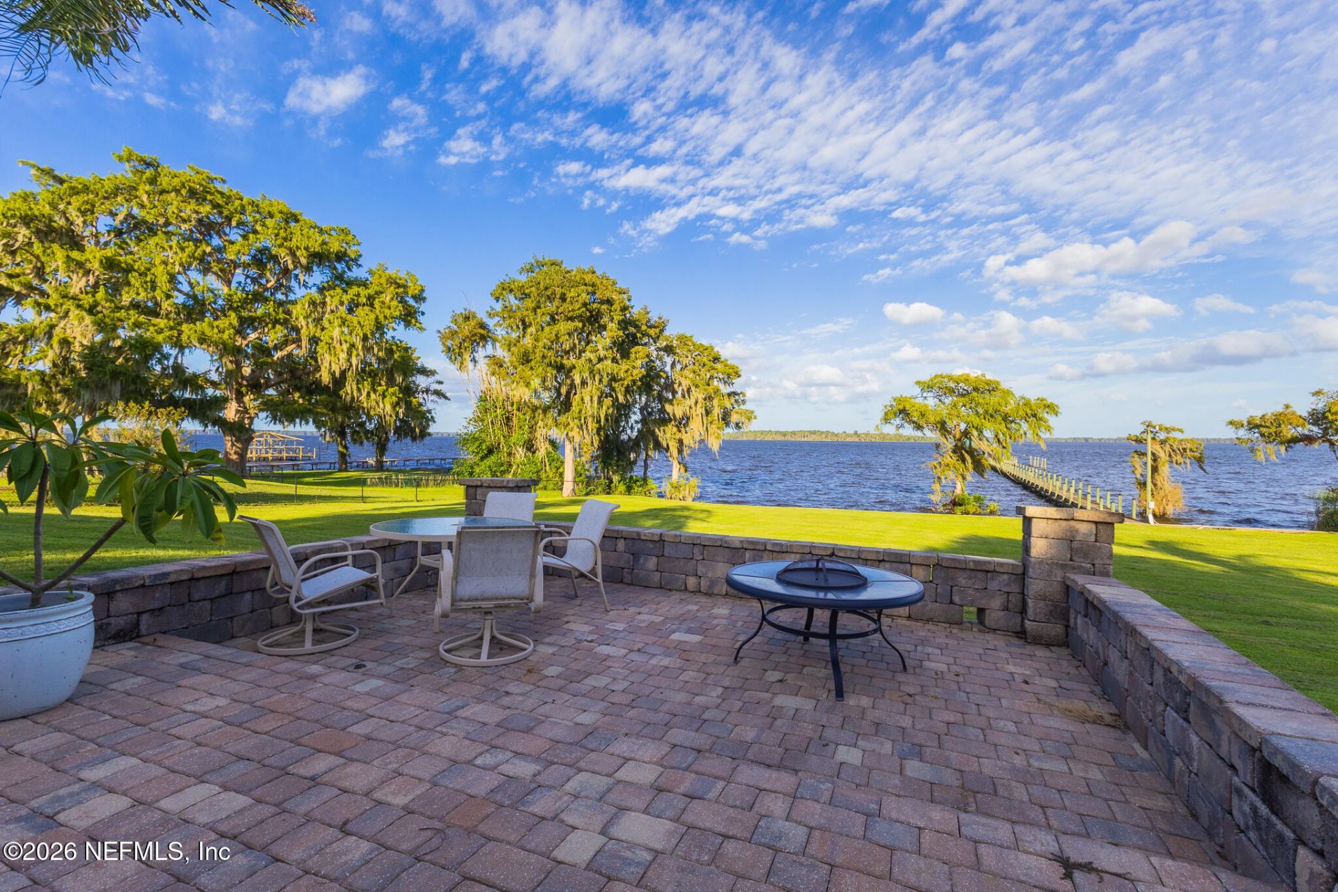 1 Magnolia Avenue, Crescent City, FL 32112 Photo