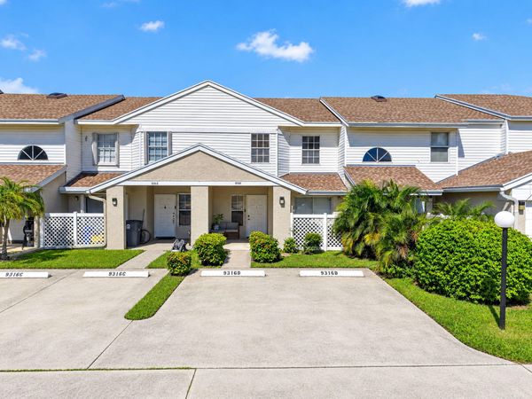 9316 BOCA GARDENS Parkway, Unit D, Boca Raton, FL 33496