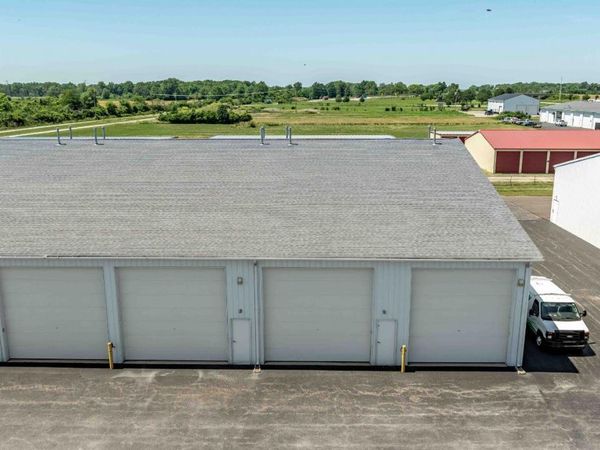 4125 E Kirk Road, Unit 215, Port Clinton, OH 43452