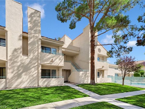 920 N Sloan Lane, Unit 202, Las Vegas, NV 89110