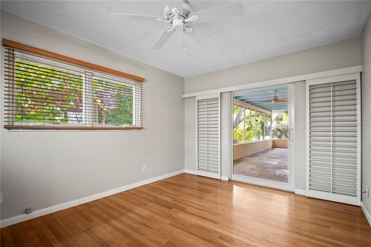 6512 Bowline Drive , Sarasota, FL 34231 Photo