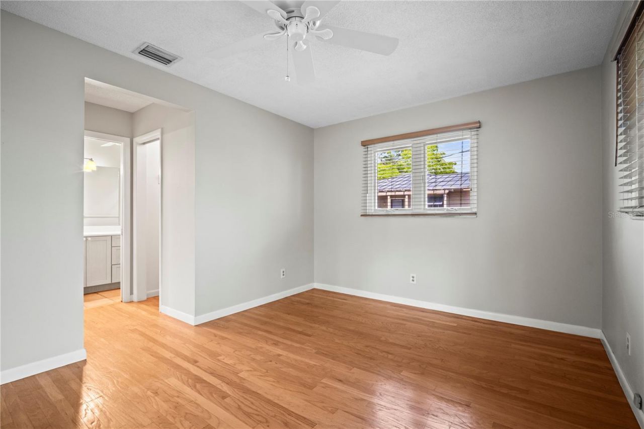 6512 Bowline Drive , Sarasota, FL 34231 Photo