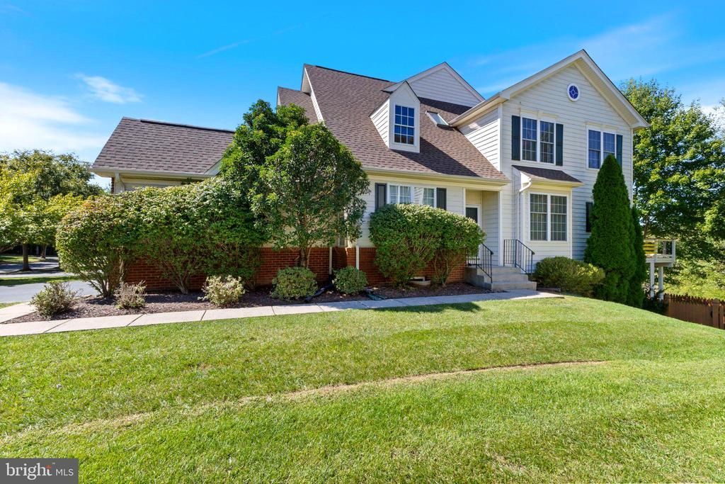 5518 Arrowfield Terrace, Haymarket, VA 20169 Main Photo
