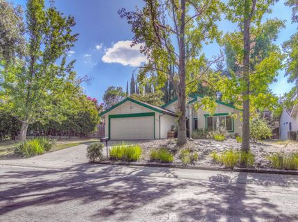 8225 Foxfire Dr, Orangevale, CA 95662 Photo