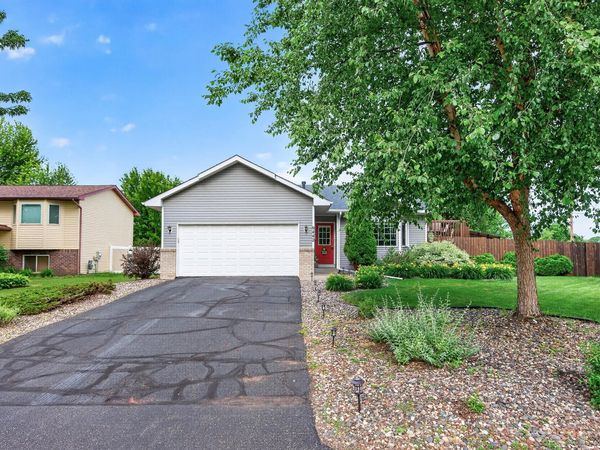 9442 Hale Avenue S, Cottage Grove, MN 55016