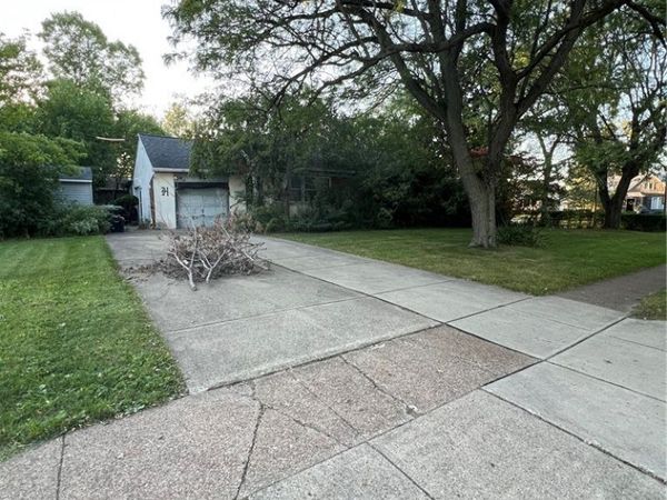 54 N Colvin Place , Tonawanda, NY 14223