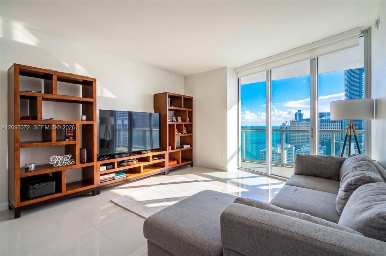 495 Brickell Ave , Unit 3207, Miami, FL 33131 Photo