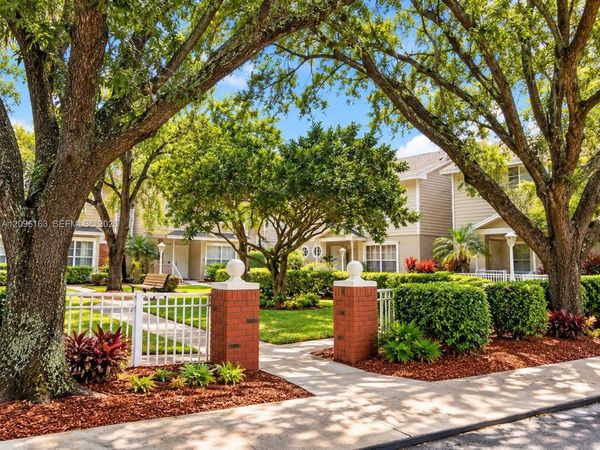 12123 NW 36th Pl, Unit 2-U, Sunrise, FL 33323