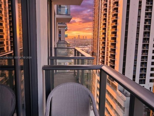 11 NE 6th St , Unit 2103, Miami, FL 33132