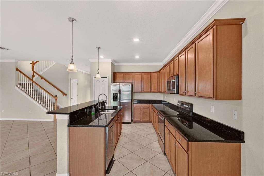 3576 Valle Santa Cir, Cape Coral, FL 33909 Photo