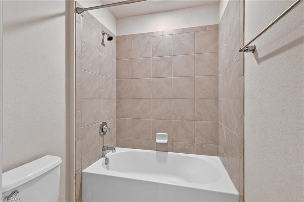 3576 Valle Santa Cir, Cape Coral, FL 33909 Photo