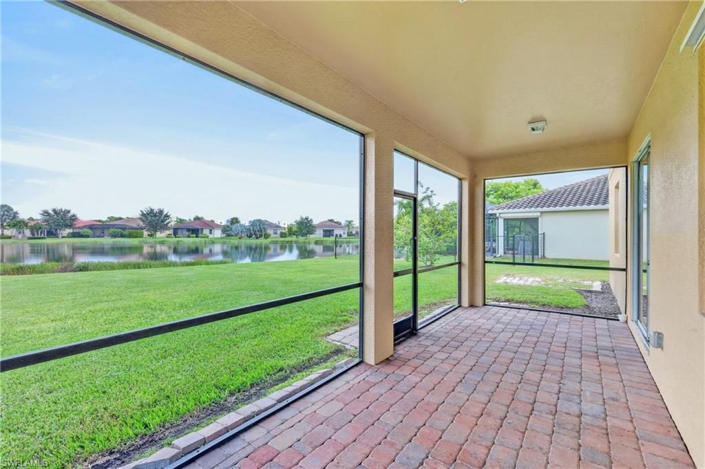 3576 Valle Santa Cir, Cape Coral, FL 33909 Photo
